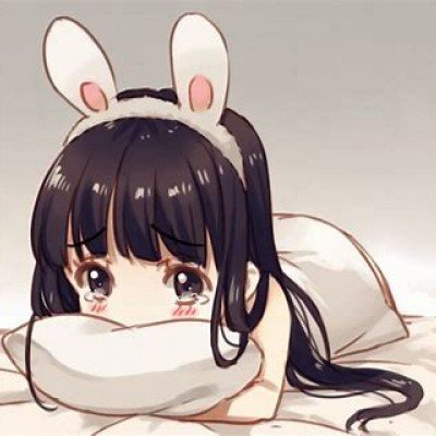 女子无视哈里夫妇淡定晒太阳走红